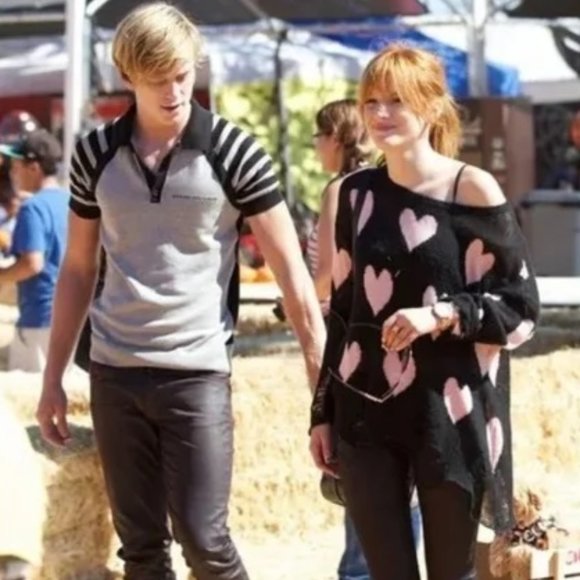 💥ICONIC💥WILDFOX All Over LOVE Distressed Lennon Sweater in Black & Pink - Picture 5 of 13